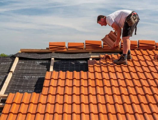 Stavíte střechu? Nešetřete na fólii